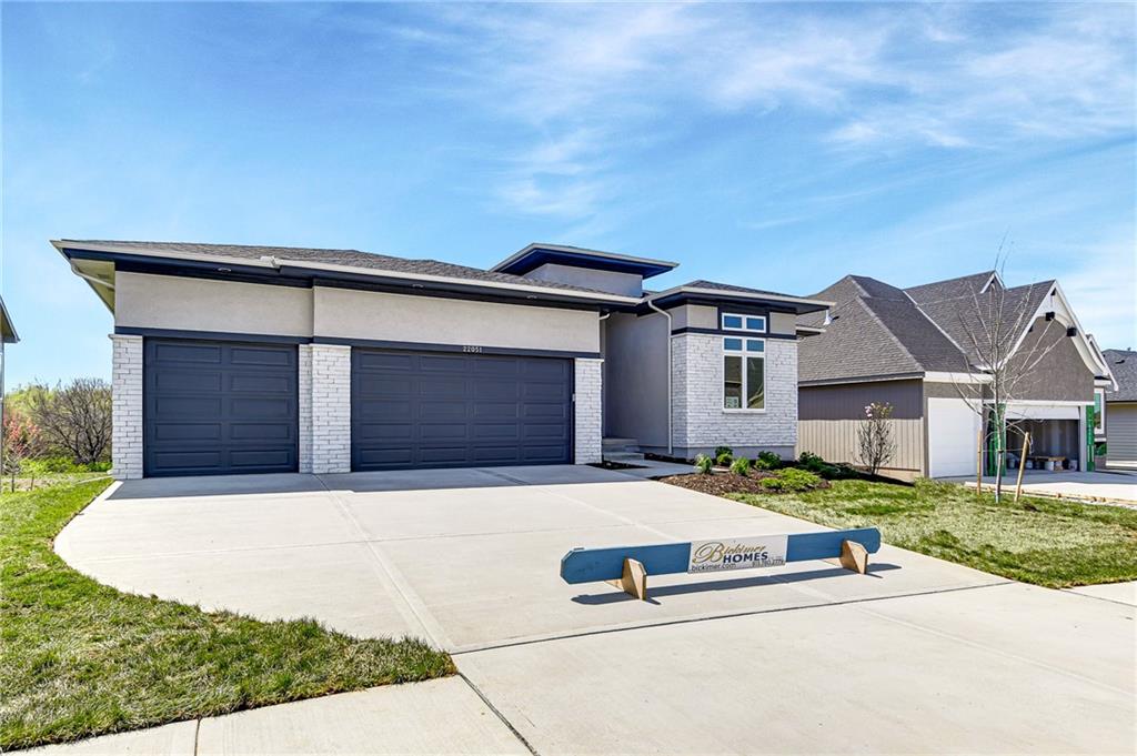 22051 W 100th Terrace