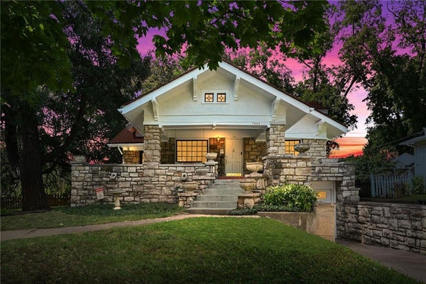 7444 MERCIER ST, KANSAS CITY, MO 64114 - Image c5af7e4f5db26d5dddede5948bd9d83e/816034452