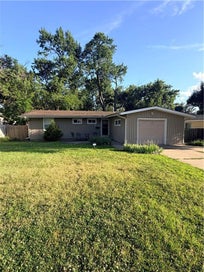 11917 W 91st Terrace Lenexa KS 66215