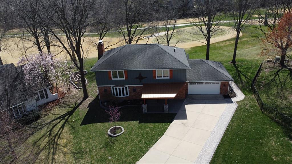8813 W 106th Circle
