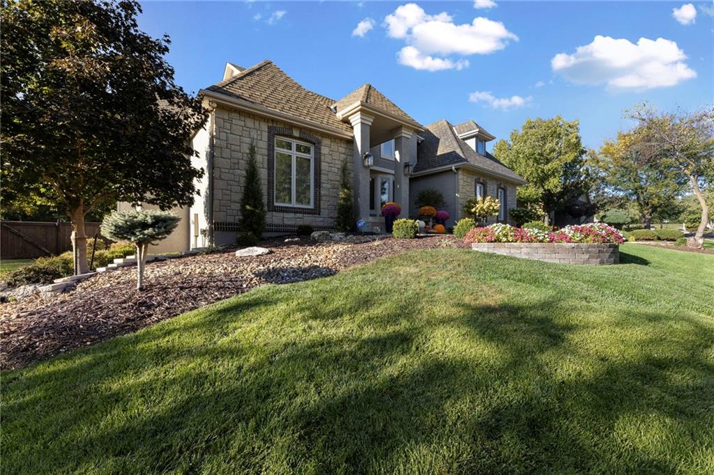 5704 W 148th Terrace