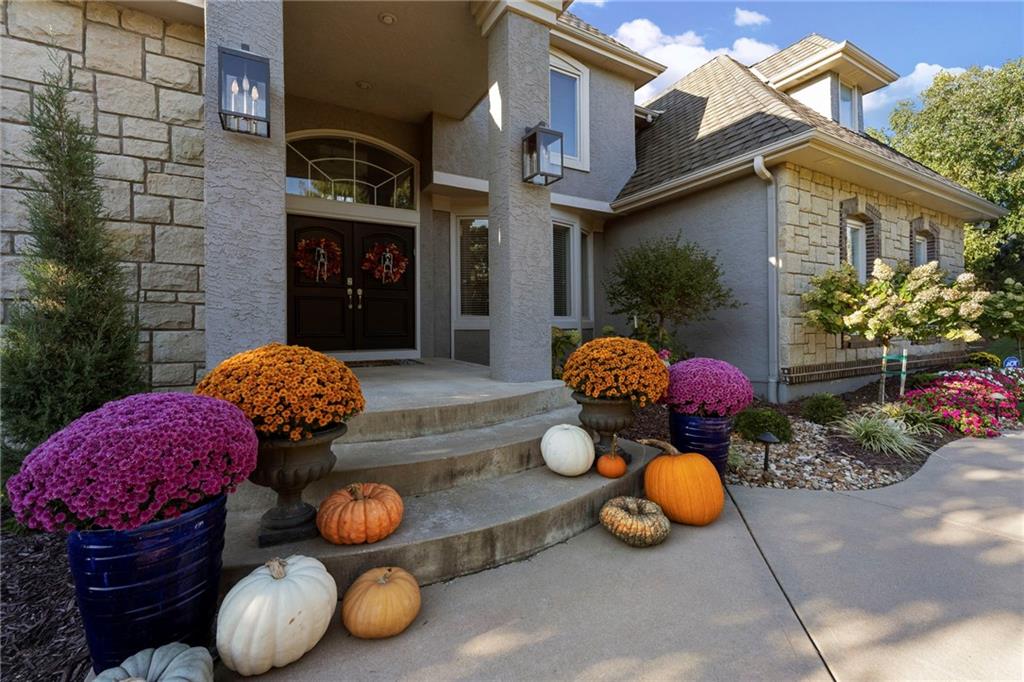 5704 W 148th Terrace