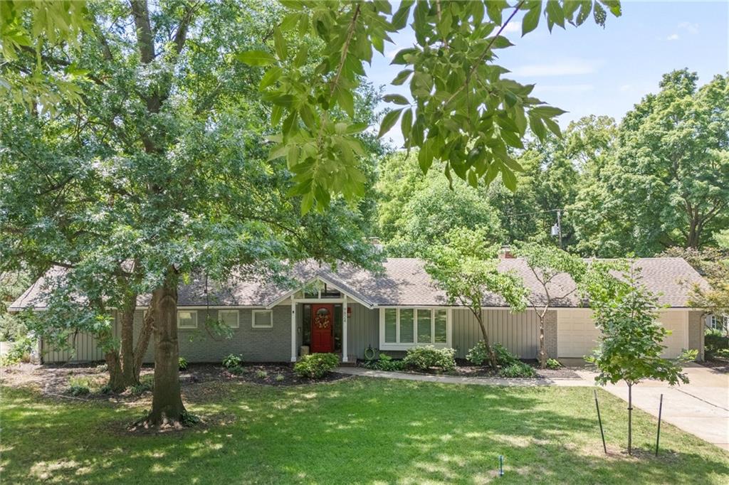 9824 Sagamore Road