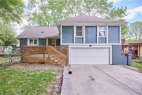 12719 CRYSTAL Avenue Grandview MO 64030