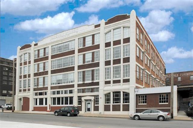 Photo 1 of 9 — 2029 Wyandotte Avenue 308, Kansas City, MO 64108