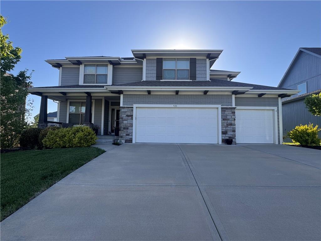 928 N Stonecrest Road