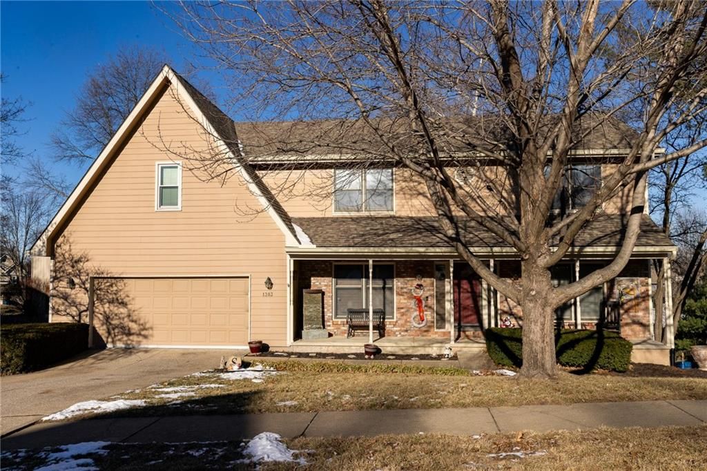 Photo of 1303 Telford Drive, Liberty, MO 64068 (MLS # 2597298)