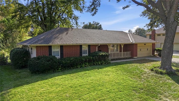 14301 E 44TH ST S, INDEPENDENCE, MO 64055 - Image c66c92ea48eef394456d5727ddfc4e87/3170341437