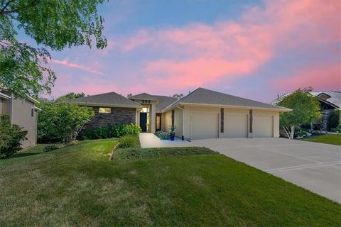 9896 Saddletop Street Lenexa KS 66227