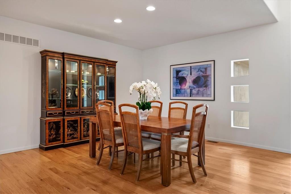 9896 Saddletop Street