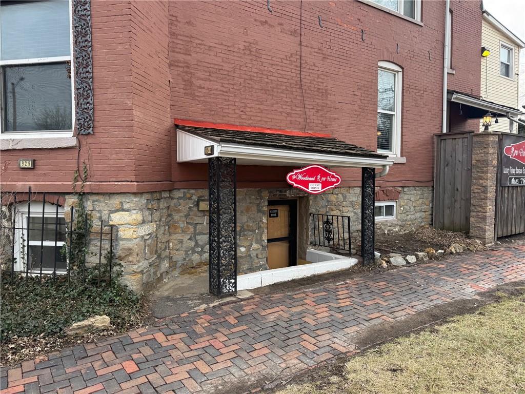 929 SW Huntoon Street