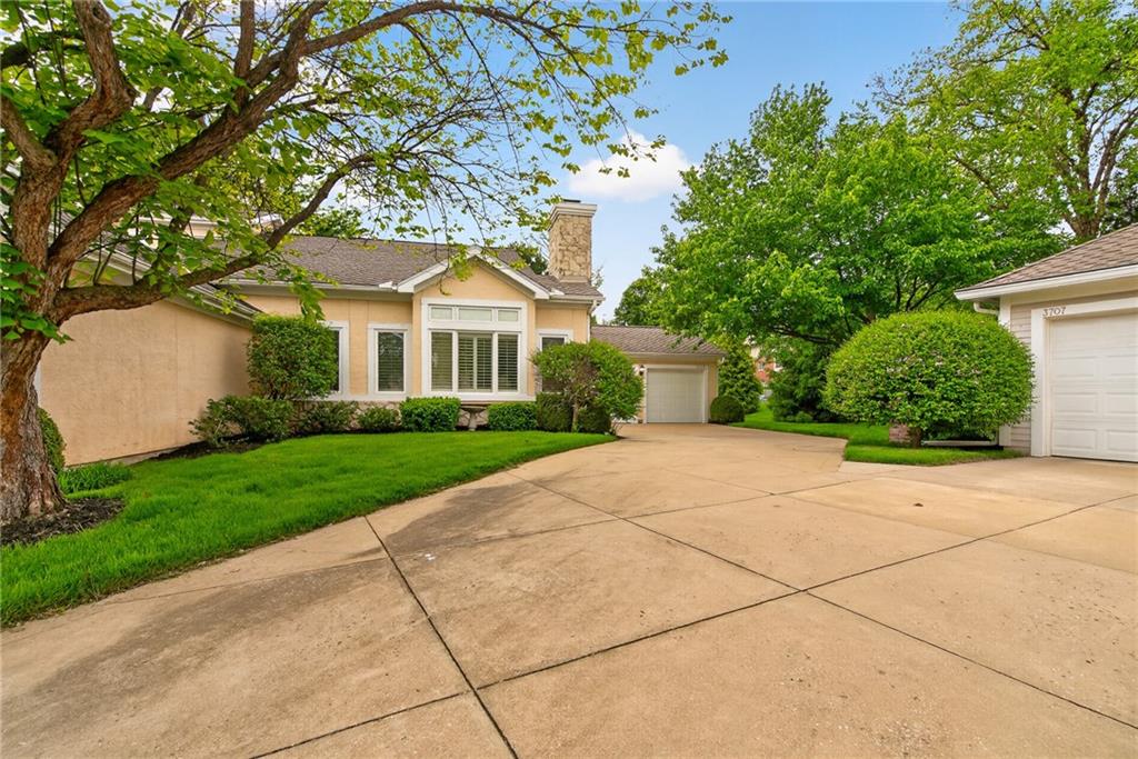 3709 Somerset Drive