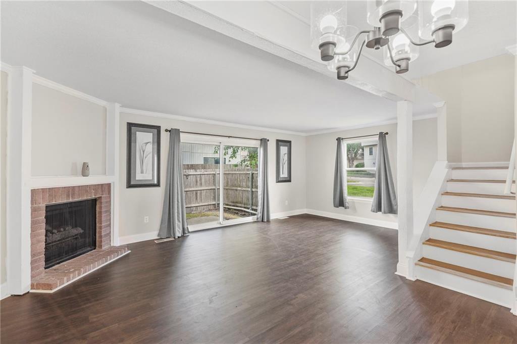 8636 W 108TH Place