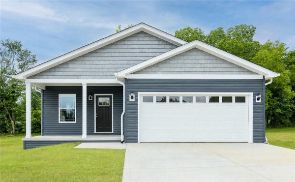 3038 N 22ND ST, KANSAS CITY, KS 66104 - Image c703a5d6b9105e8b5dea9c582ca30128/2936765892