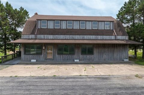Photo of 802 E Nodaway Street, Oregon, MO 64473 (MLS # 2625138)