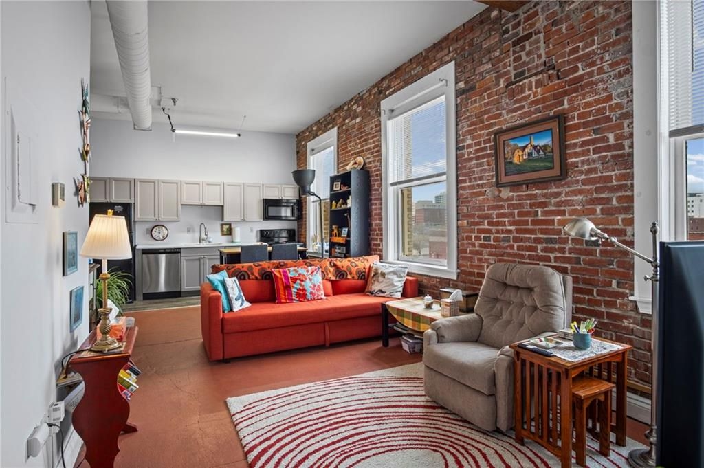 Photo of 509 Delaware Street #501, Kansas City, MO 64105 (MLS # 2607673)