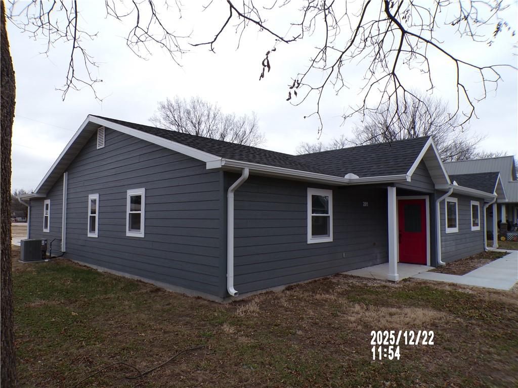 201 & 203 S First Street