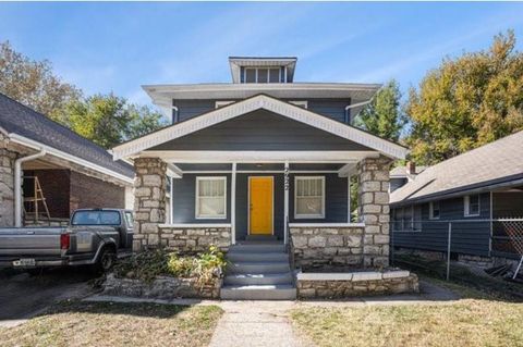 2922 Bales Avenue Kansas City MO 64128