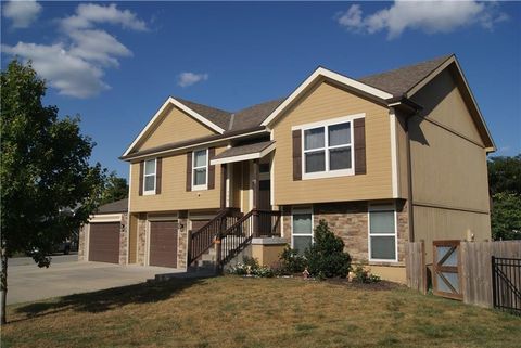 706 Terry Drive, Pleasant Hill, MO 64080 - MLS#: 2549277