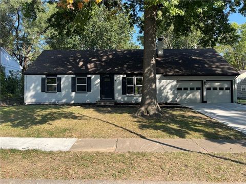 4913 NE Sherwood Drive, Kansas City, MO 64119 - #: 2514620
