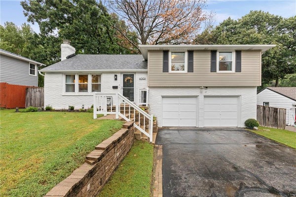 6001 GOODMAN ST, MISSION, KS 66202 - Image c751715c4415c8a445e0faeeec44a59d/2720933952