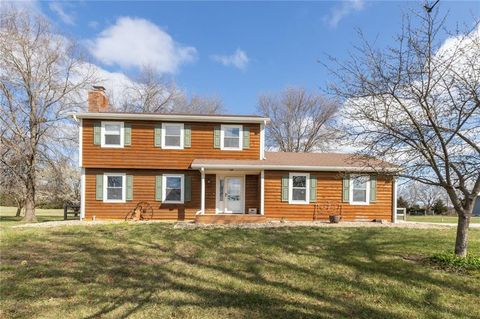 15550 W 299th Street, Paola, KS 66071 - #: 2476478
