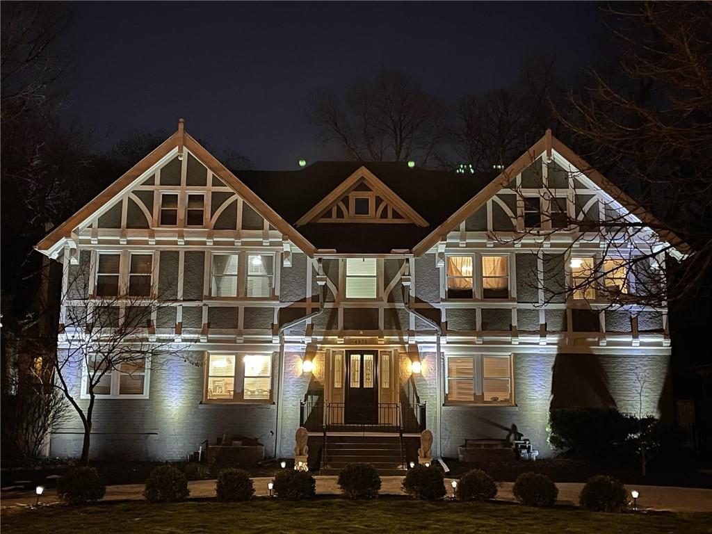 4975 Ward Parkway Parkway