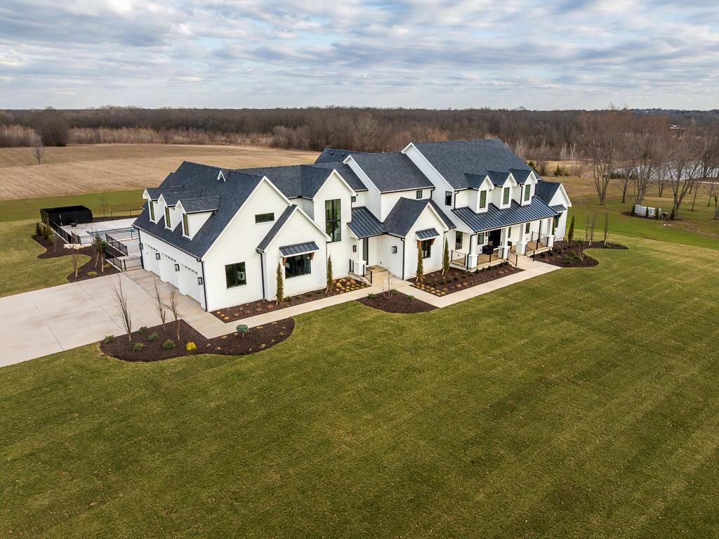 16223 NW 701 County Road