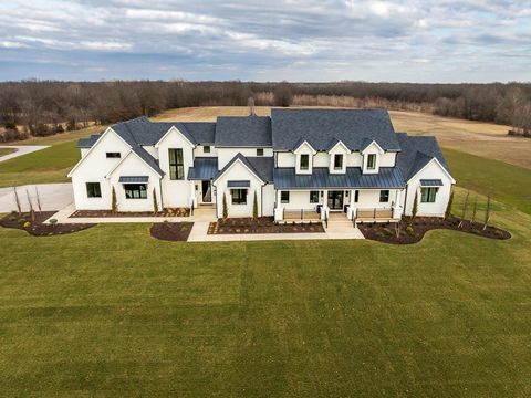 16223 NW 701 County Road Archie MO 64725