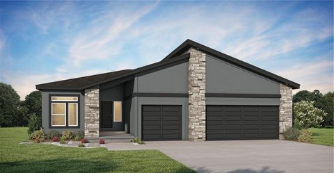 600 Mayfair Court, Raymore, MO 64083 - #: 2550681