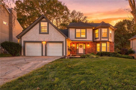 Photo of 8408 Acuff Lane, Lenexa, KS 66086 (MLS # 2644822)