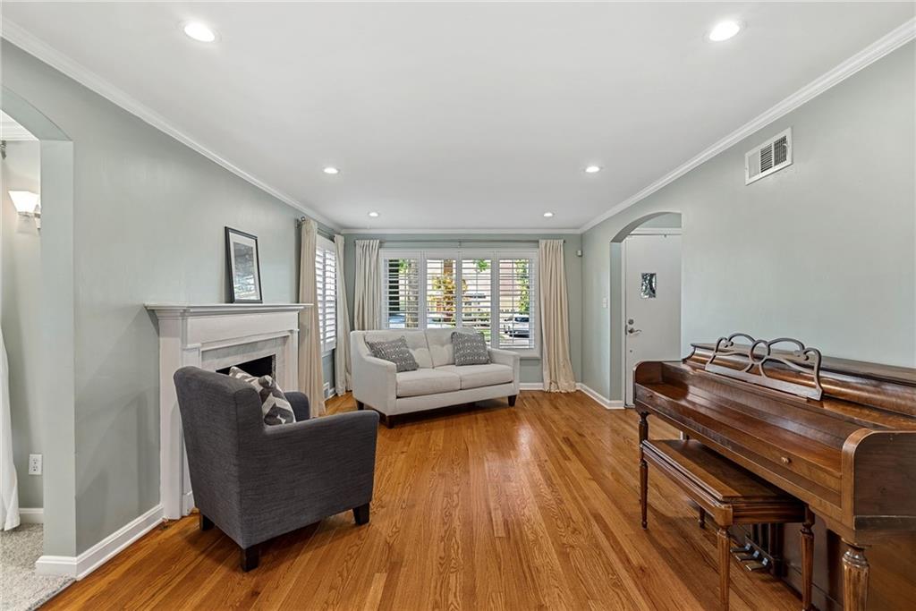 4108 W 74th Street