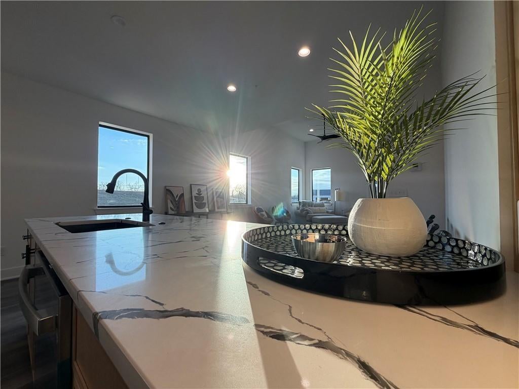 22142 W 116 Terrace
