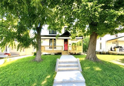 Photo of 17 N 15th Street, Kansas City, KS 66102 (MLS # 2632177)