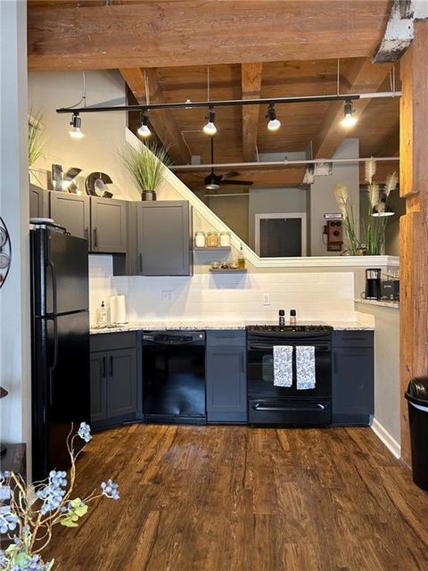 Photo of 312 W 8th Street #411, Kansas City, MO 64105 (MLS # 2628751)