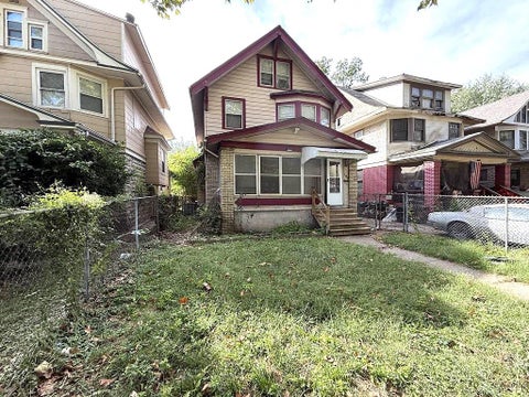 Photo of 3249 E 28th Street, Kansas City, MO 64128 (MLS # 2643799)