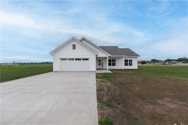 617 CATALPA ST, INDEPENDENCE, KS 67301 - Image c836fdb8a46f4d73655ee08ec52d4e57/2808139053