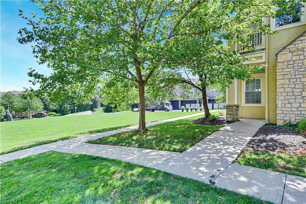 4523 W 159TH Terrace 120
