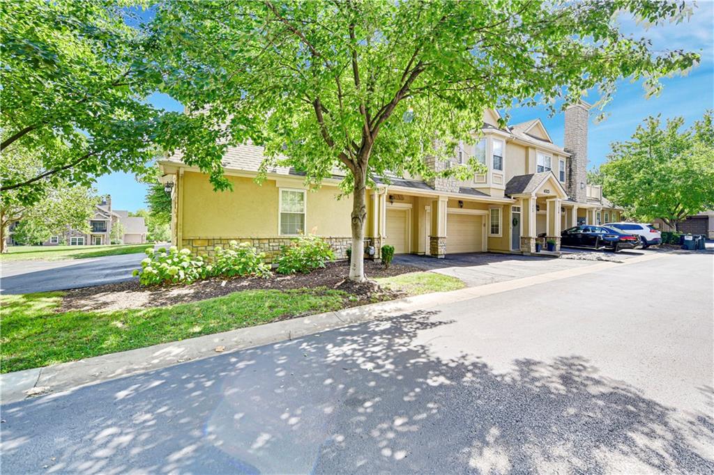4523 W 159TH Terrace 120