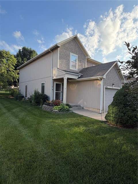 Photo of 22705 W 72nd Terrace, Shawnee, KS 66227 (MLS # 2628962)