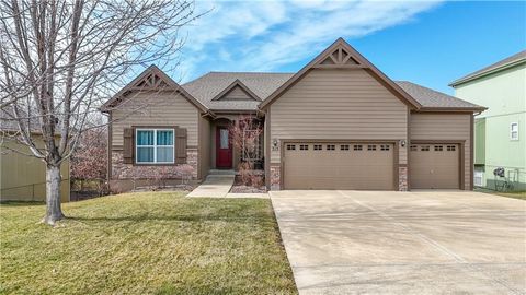 215 S Canyon Drive Olathe KS 66061