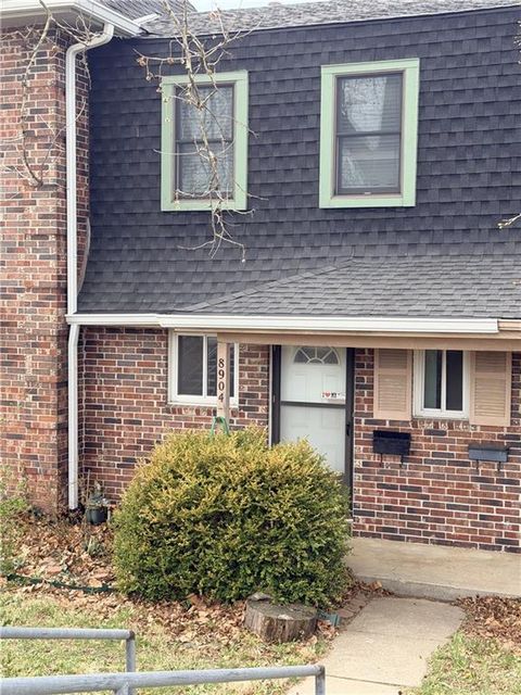 8904 PFLUMM Road Lenexa KS 66215