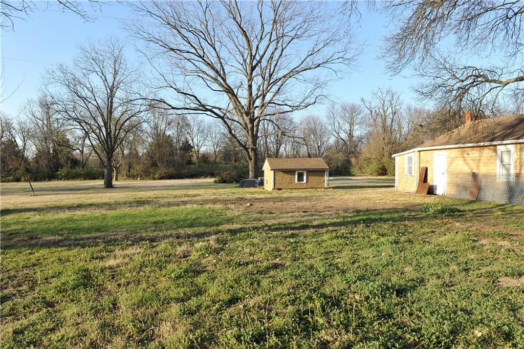 123 E Atkinson Avenue