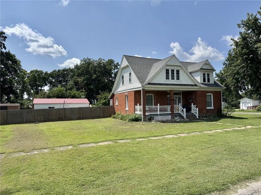 200 S MOULTON ST, LEETON, MO 64761 - Image c896d50d310f8f04f5b4815f7de0ee13/3249775559