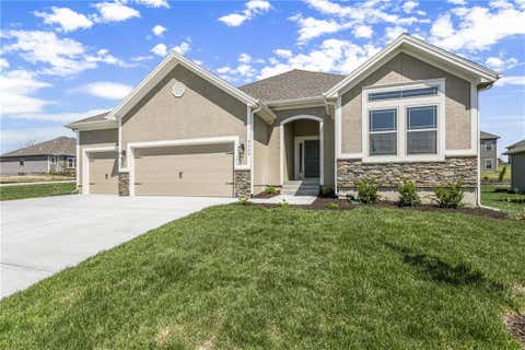 Photo of 3315 NW 93rd Street, Kansas City, MO 64154 (MLS # 2636620)