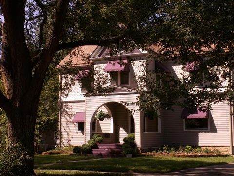 1257 SW Fillmore Street Topeka KS 66604