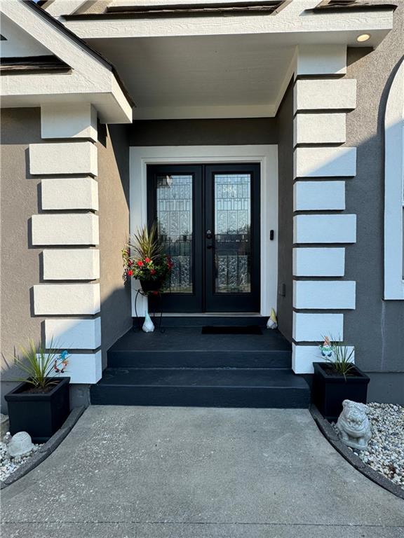 604 Canyon Drive