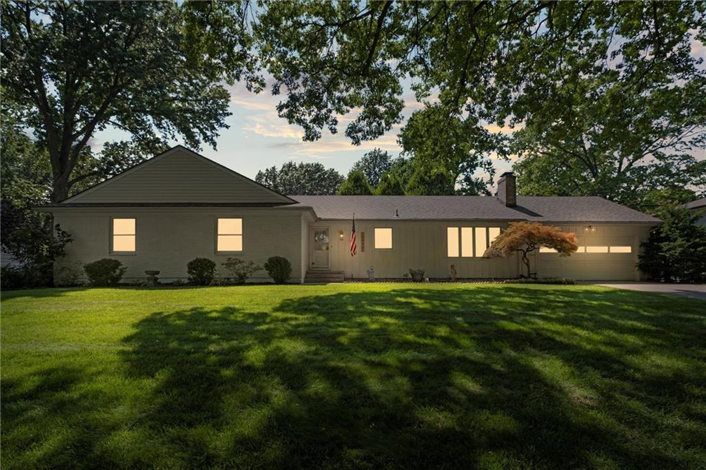 6400 Reeds Drive