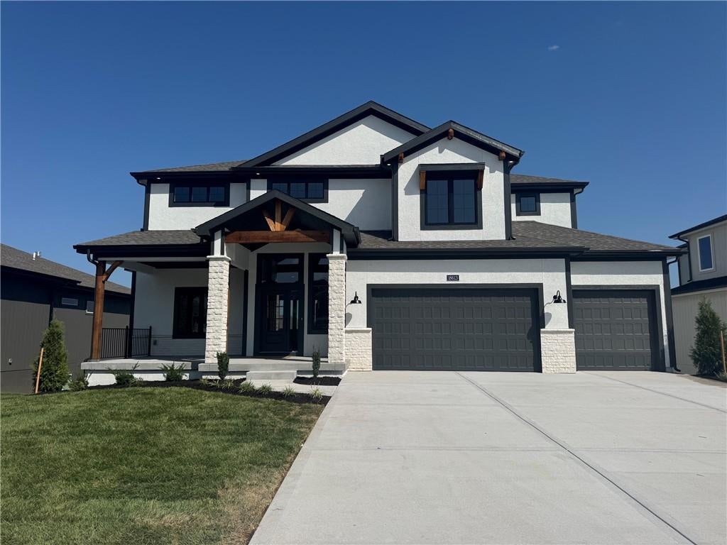 18613 Mohawk Lane