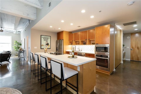 Photo of 21 W 10th Street #7D, Kansas City, MO 64105 (MLS # 2636162)